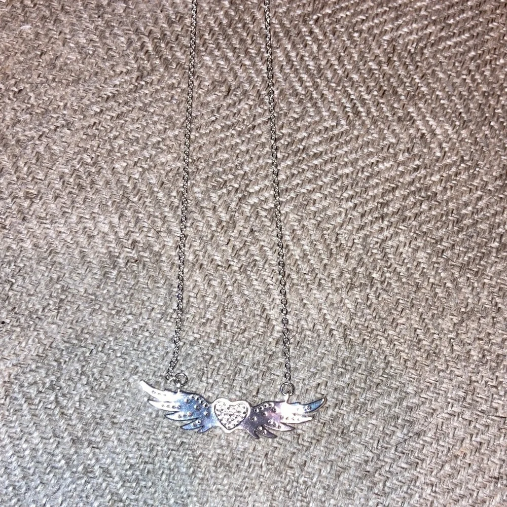Elegant Silver Wing Necklace
